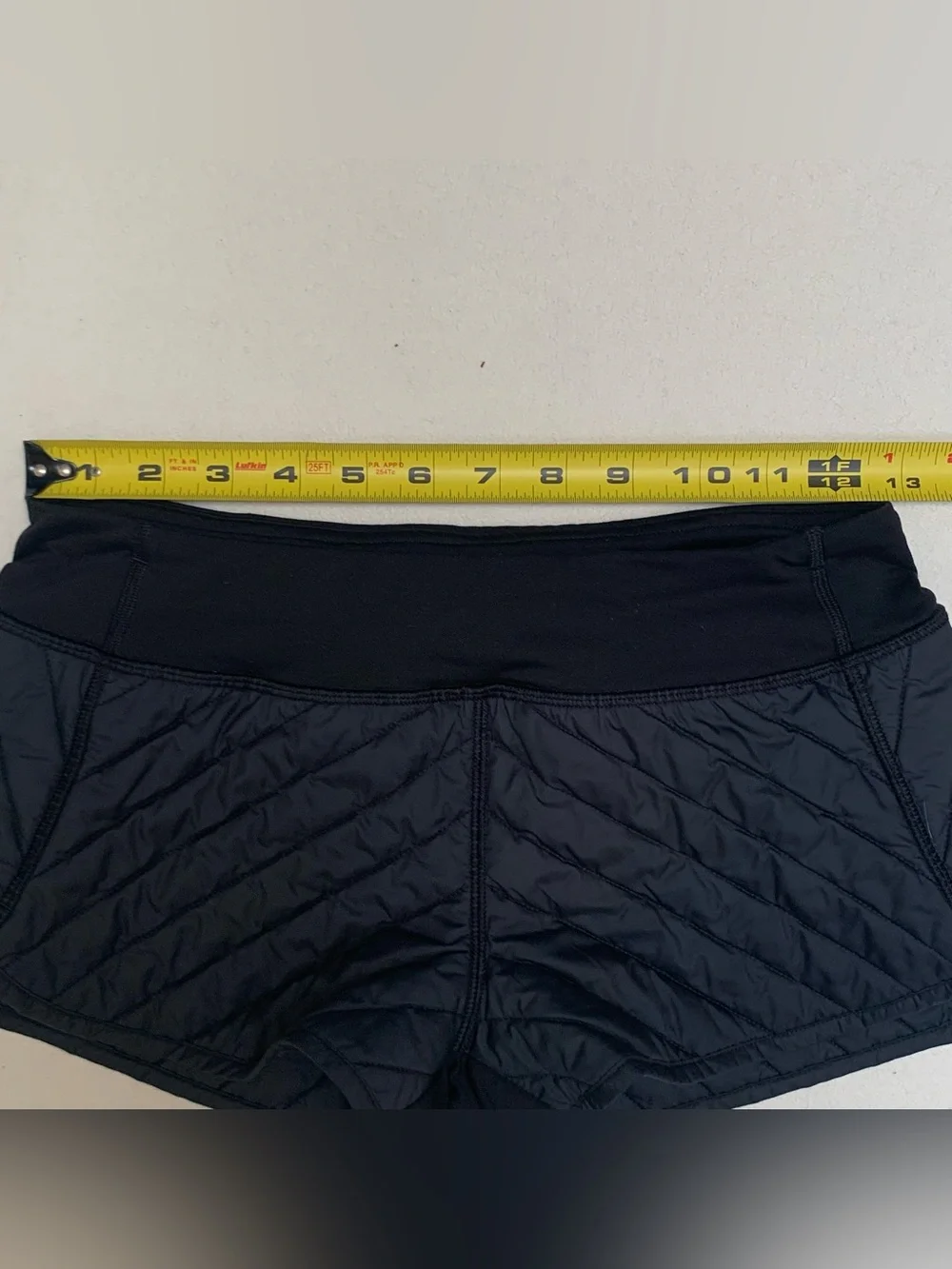 Ivivva by Lululemon Girls Black Quilted Athletic Shorts Sz 14 Zip Pocket Running